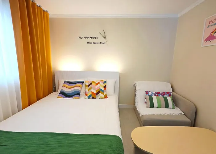 Villa 외국인전용sinchon Station Walks 3 Minutes Airport Railroad Near Hongdae Free Bag Drop *