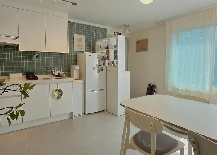 외국인전용sinchon Station Walks 3 Minutes Airport Railroad Near Hongdae Free Bag Drop Villa