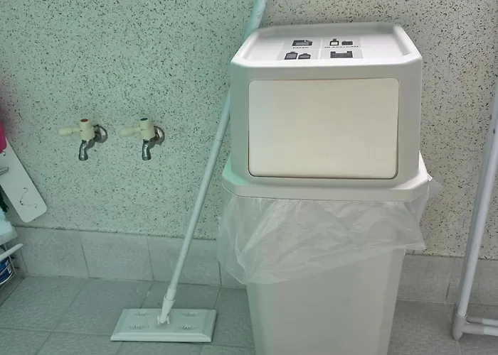 외국인전용sinchon Station Walks 3 Minutes Airport Railroad Near Hongdae Free Bag Drop * Seul